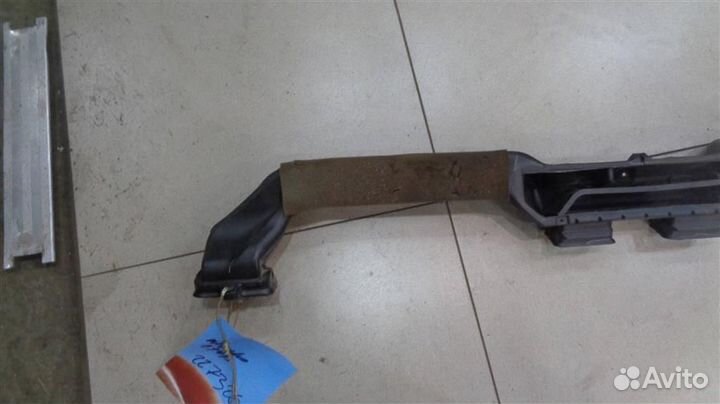 Воздуховод торпедо большой Mitsubishi Pajero, Mon