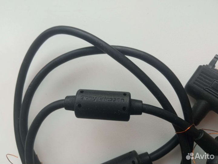 Кабель зарядки Sony Ericsson с USB