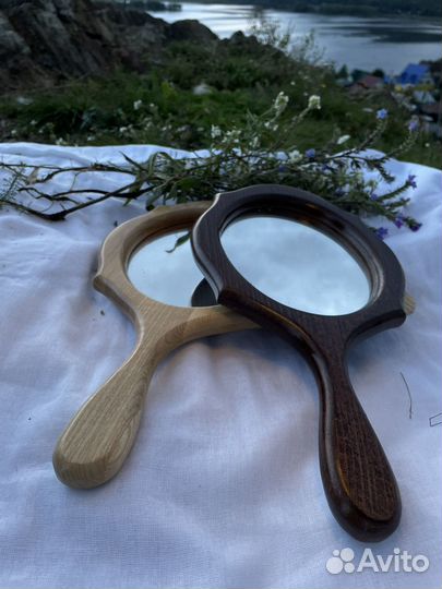 Деревянное зеркало