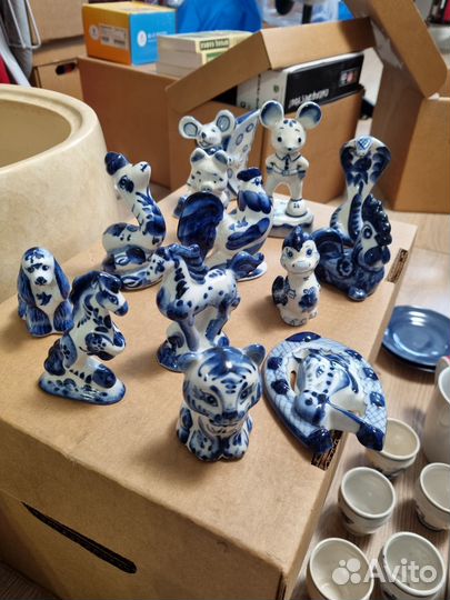 Фигурки животных гжель