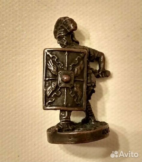 Солдатик металлический из Киндер сюрприза