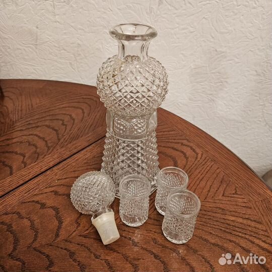 Штофы и графины богемия