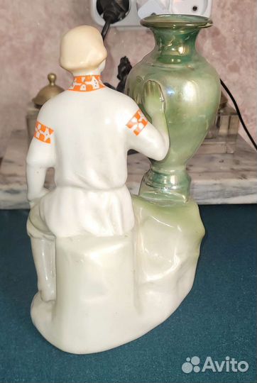 Фарфоровая статуэтка Данила мастер Сысерть