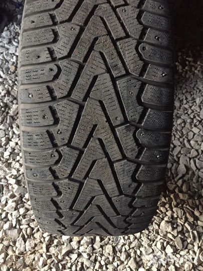Pirelli P Zero Winter 255/55 R18