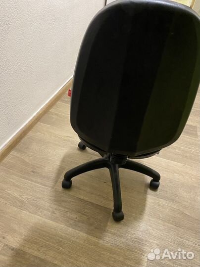 Офисный стул Фабрикант