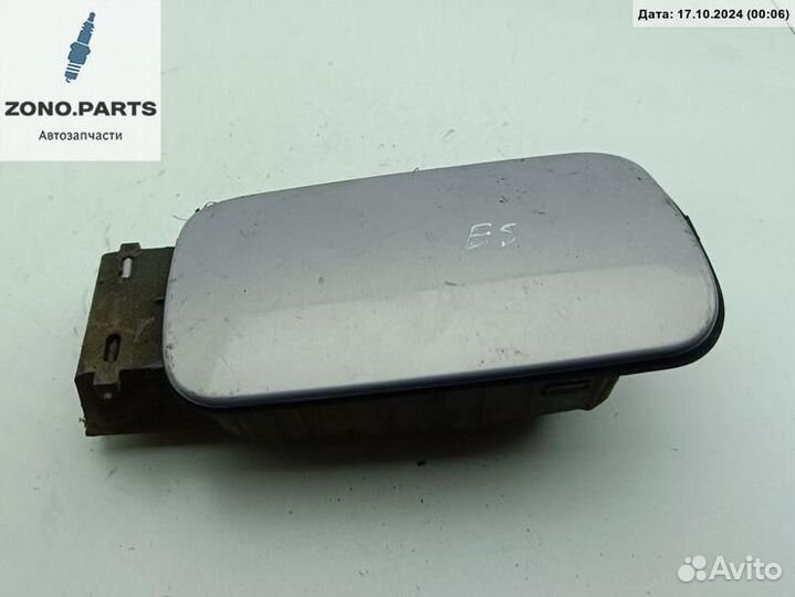Лючок бака 8200100985 на Renault Espace IV (2002-2014)
