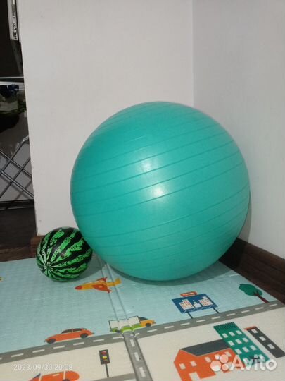 Гимнастический мяч