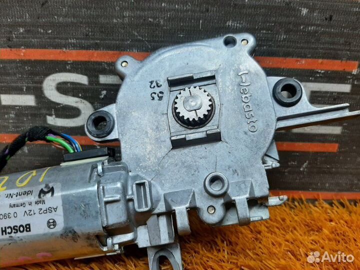 Моторчик люка Mercedes-Benz S-Class W220 112.972