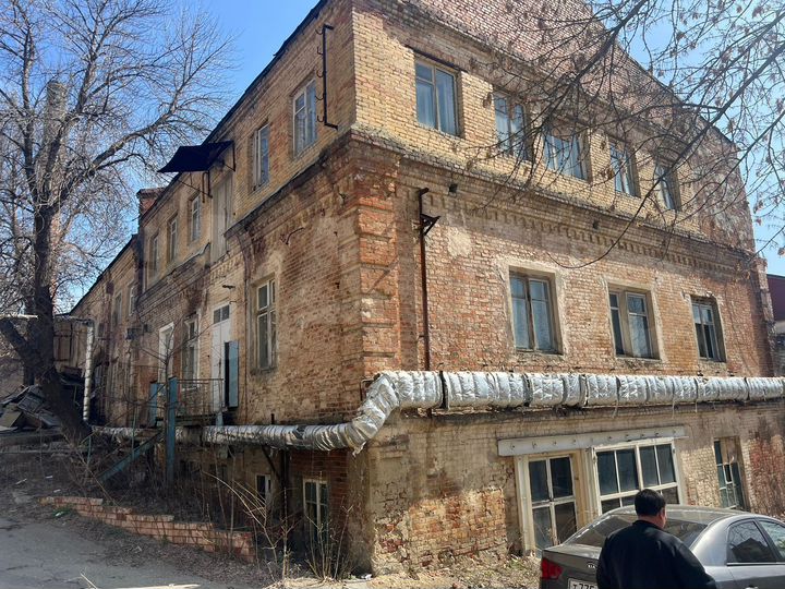 Склад, 1300 м²