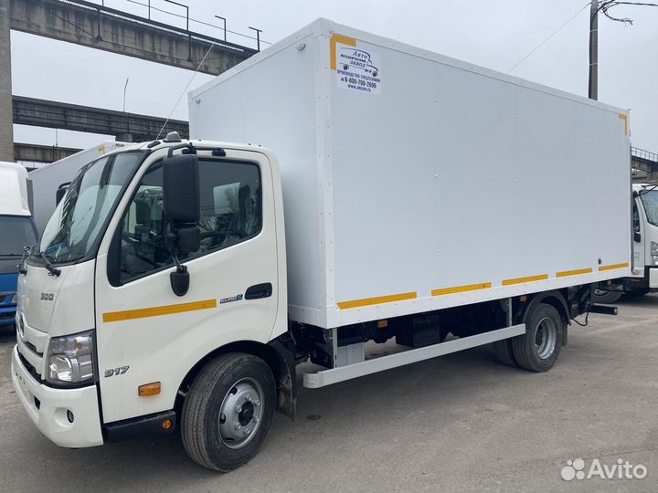 Hino 300 (Dutro), 2021