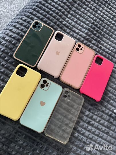 Чехлы на телефон iPhone 11
