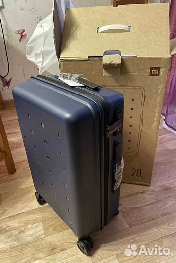 Новый Чемодан Xiaomi suitcase черный S