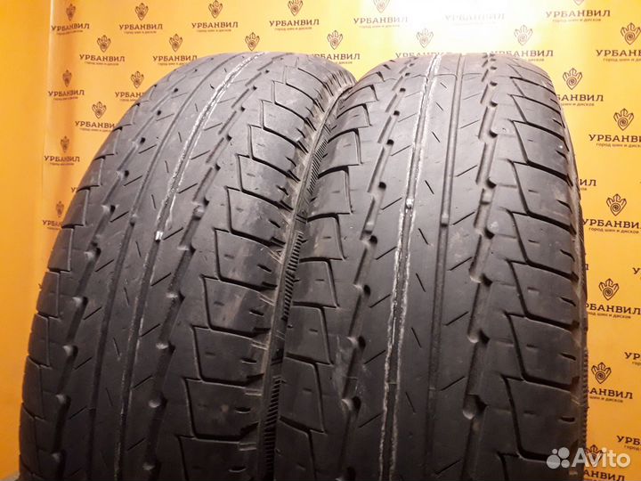Kumho Road Venture ST KL11 235/75 R16