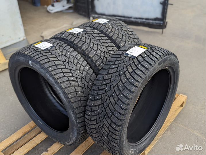 Pirelli Scorpion Ice Zero 2 285/45 R22 114H