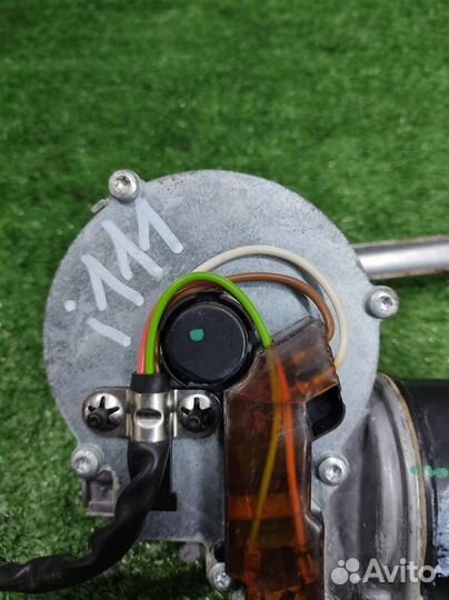 Мотор стеклоочистителя передний Mercedes Benz ML