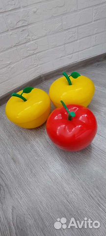 Ваза яблоко 3 шт и ваза губы