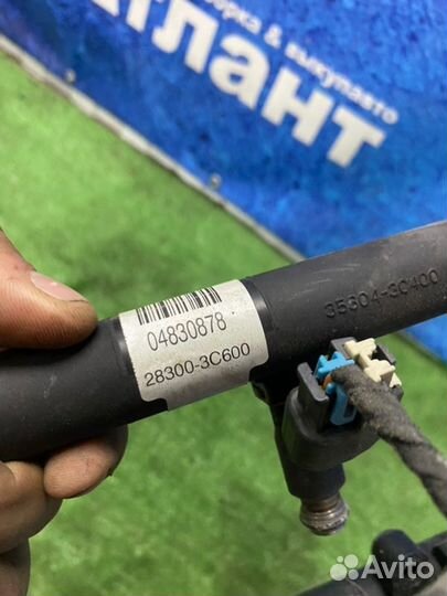 Топливная рейка Kia Sorento G6DA