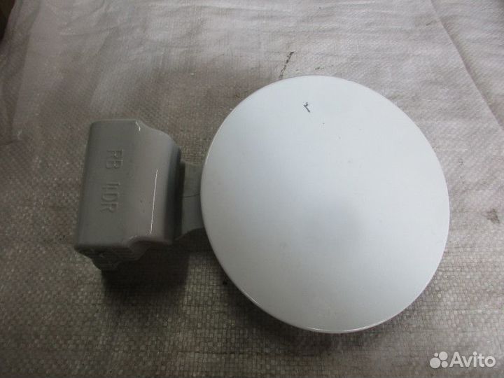 Лючок бензобака Hyundai Solaris 2010-2017 (695110U