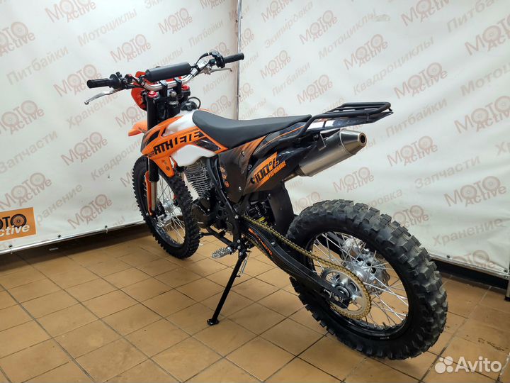 Мотоцикл Regulmoto Athlete 300 21/18 с птс