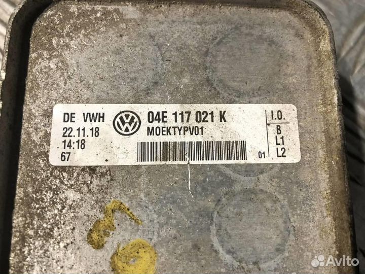 Радиатор масляный VW Polo 5