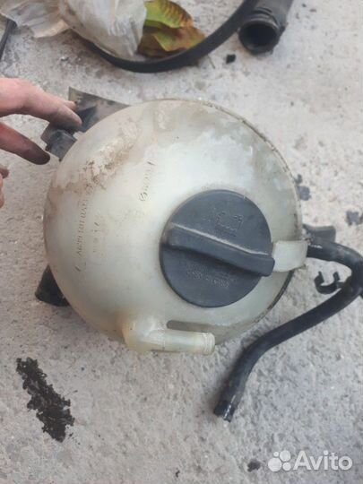 Расширительный бачок мерседес виано 639