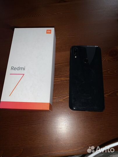 Xiaomi Redmi 7, 3/32 ГБ