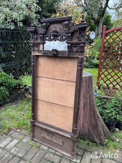 Старинное зеркало