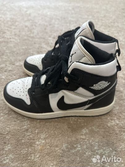 Джорданы,натуральная кожа размер 31-32