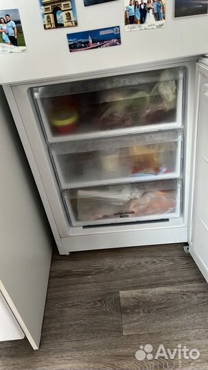 Холодильник hotpoint ariston бу