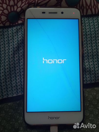 Мобильные телефоны