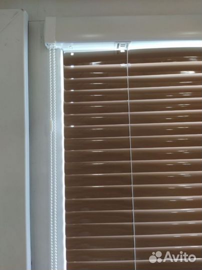 Жалюзи рулонные с направляющими