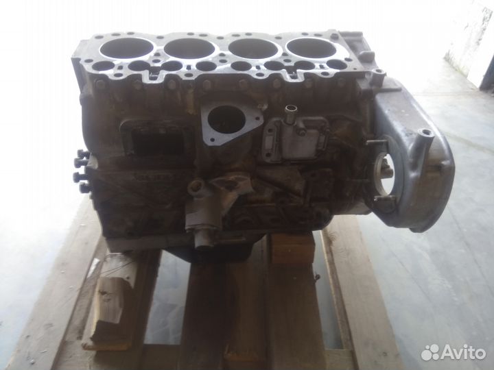 Блок цилиндров Lahd Rover Discavery 2.5 дизель