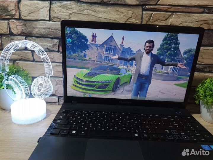 Мощный ноутбук Samsung 8gb