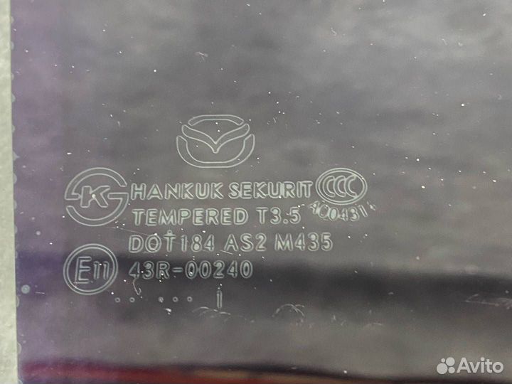 Стекло двери задней правой Mazda 3 BL 2011