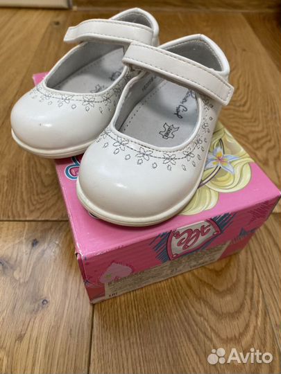 Туфли для девочки 21 размер