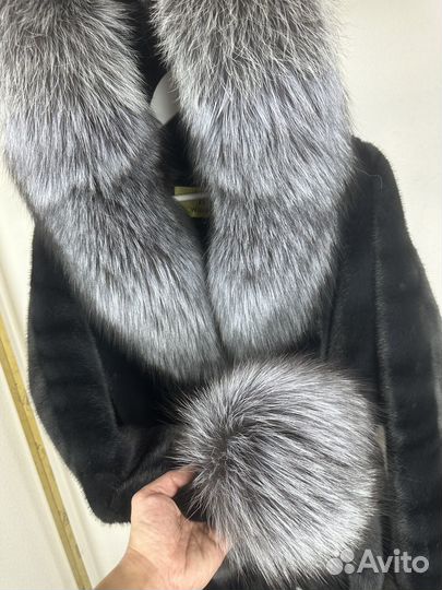 Шуба из эко меха под норку с мехом лисы новая