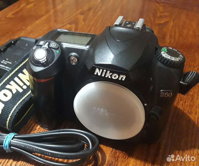 Зеркальный фотоаппарат Nikon D50