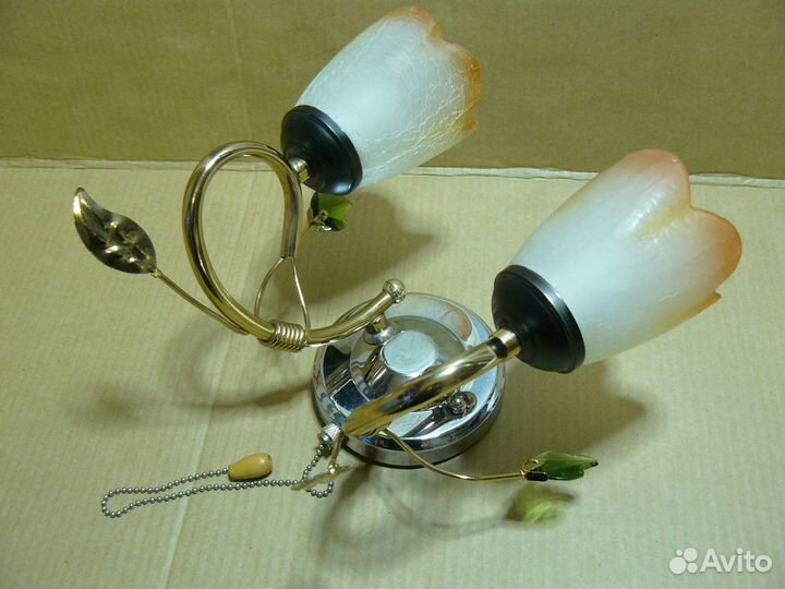 Бра и настольный светильник ночник