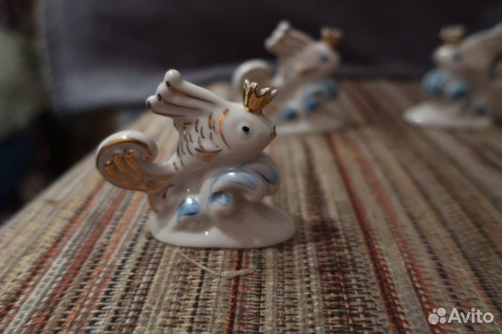 Фарфоровая статуэтка Золотая рыбка.Сысерть