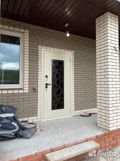 Дверь с терморазрывом металлическая