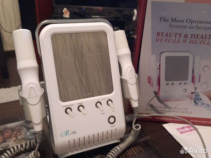 Портативный домашний прибор RF лифтинга