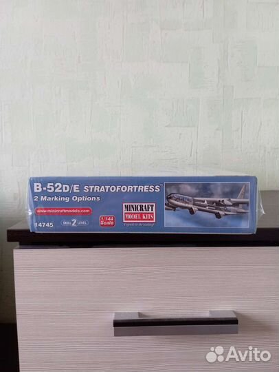 Сборная модель самолета 1/144