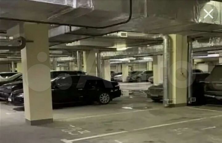 Машиноместо, 18 м²