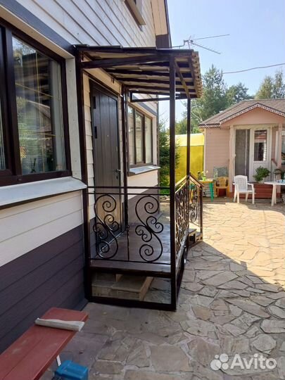 Крыльцо к дому