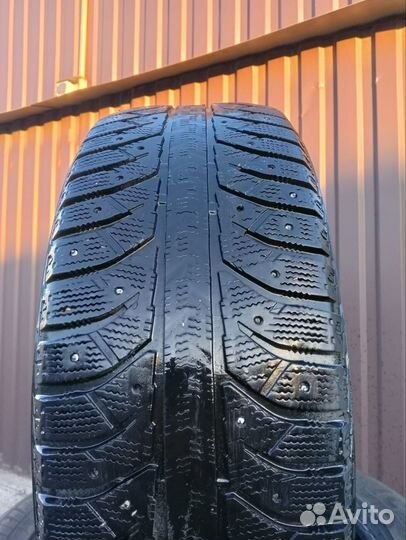 Bridgestone Ice Cruiser 7000 235/55 R19 101T