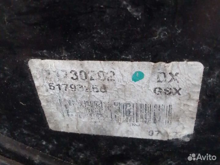 Ford KA 2 задний правый фонарь с08-16г