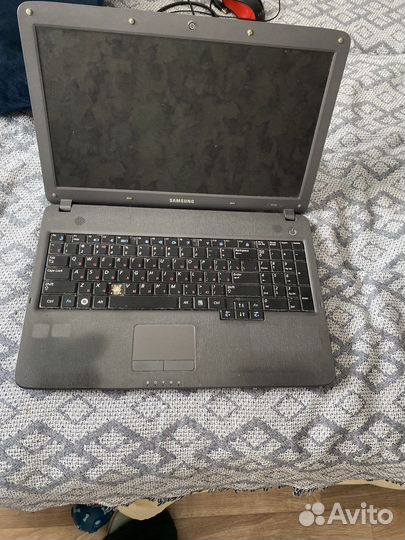 Ноутбук samsung R530