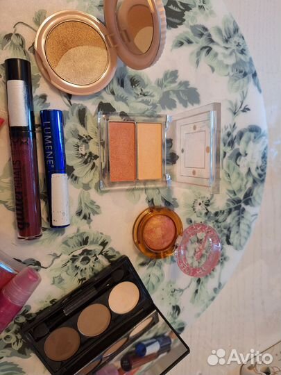Набор косметики декоративной
