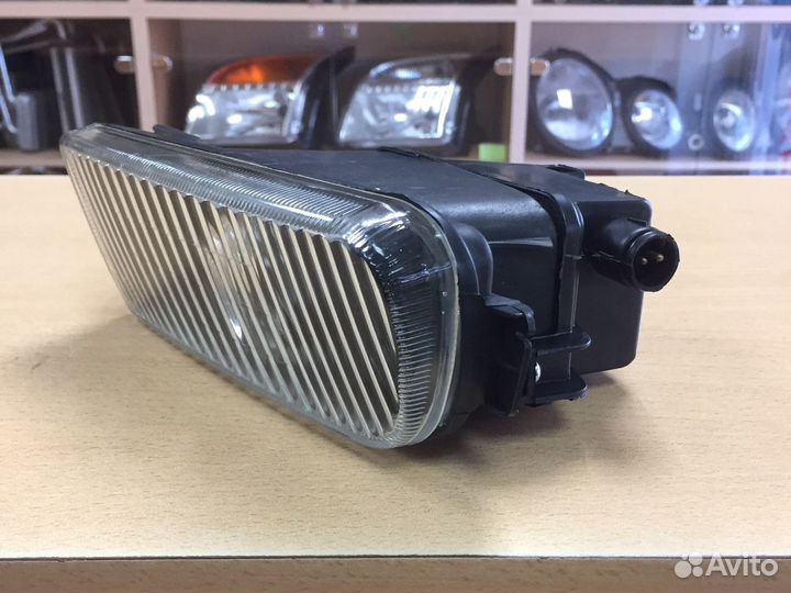 Фара противотуманная Ауди 100