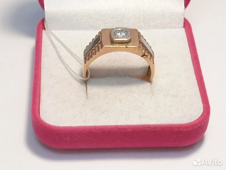 Перстень золотой